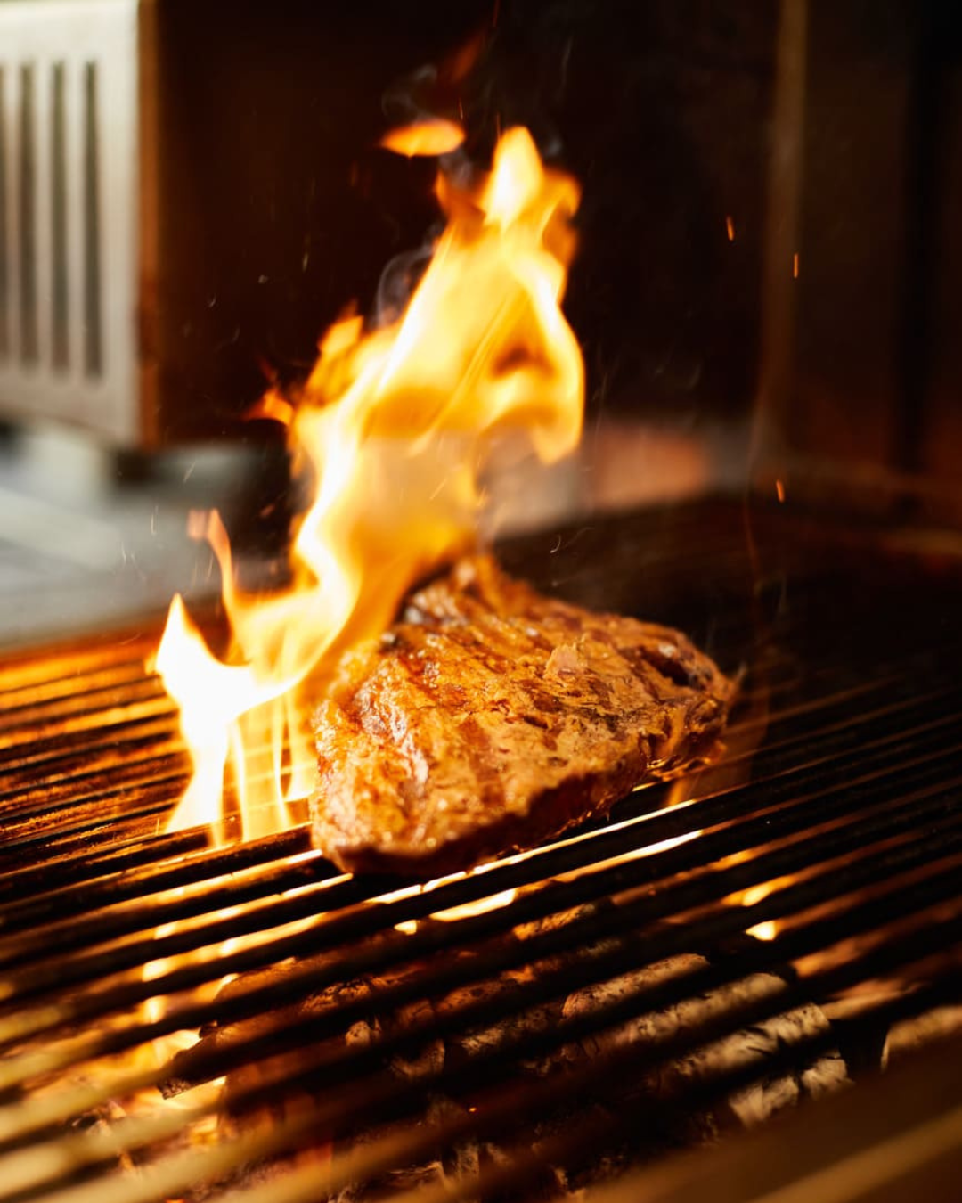 horno-de-brasas-vs-parrilla-abierta-cocina-a-la-brasa